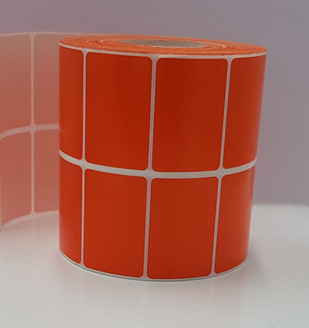 برچسب پرینتر لیبل زن PVC رول 3000 عددی 34*51 میلیمتر – نارنجی — تصویر ۳