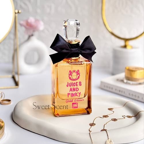 عطر ادکلن ویوالا جویسی گلد کوتور(طلایی) جانوین-جکوینز | Juicy Couture Viva la Juicy Gold Jackwins حجم 100 میل(شرکتی) — تصویر ۳