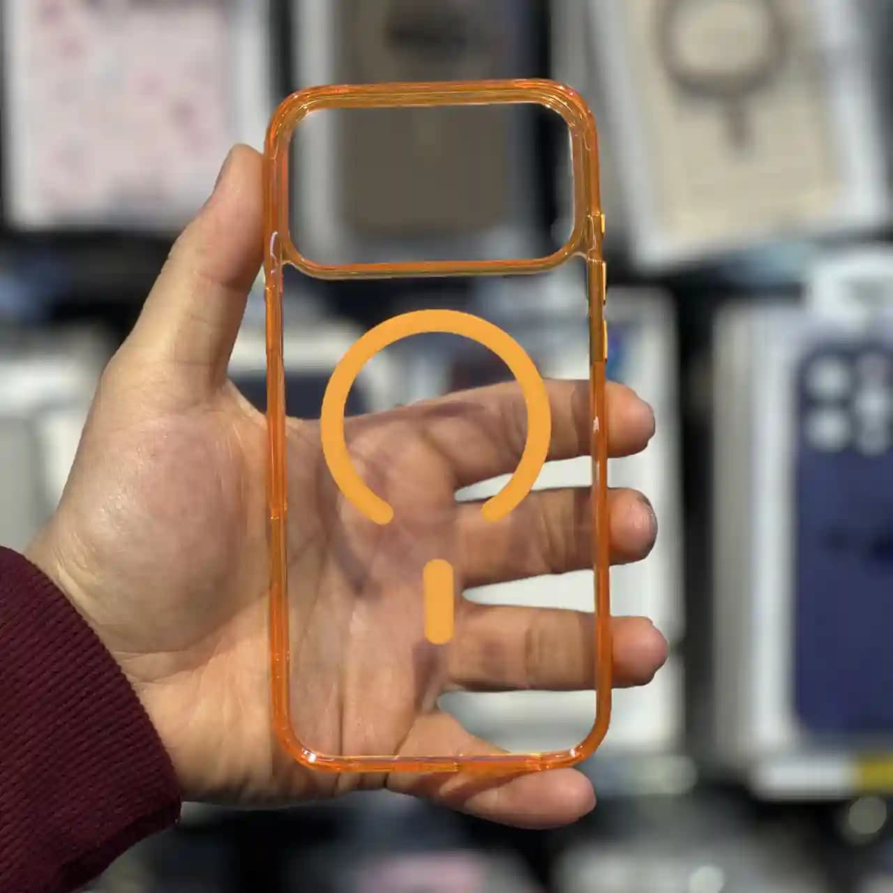 قاب شفاف مگ سیف فریم نارنجی مدل برای IPHONE 17 Pro