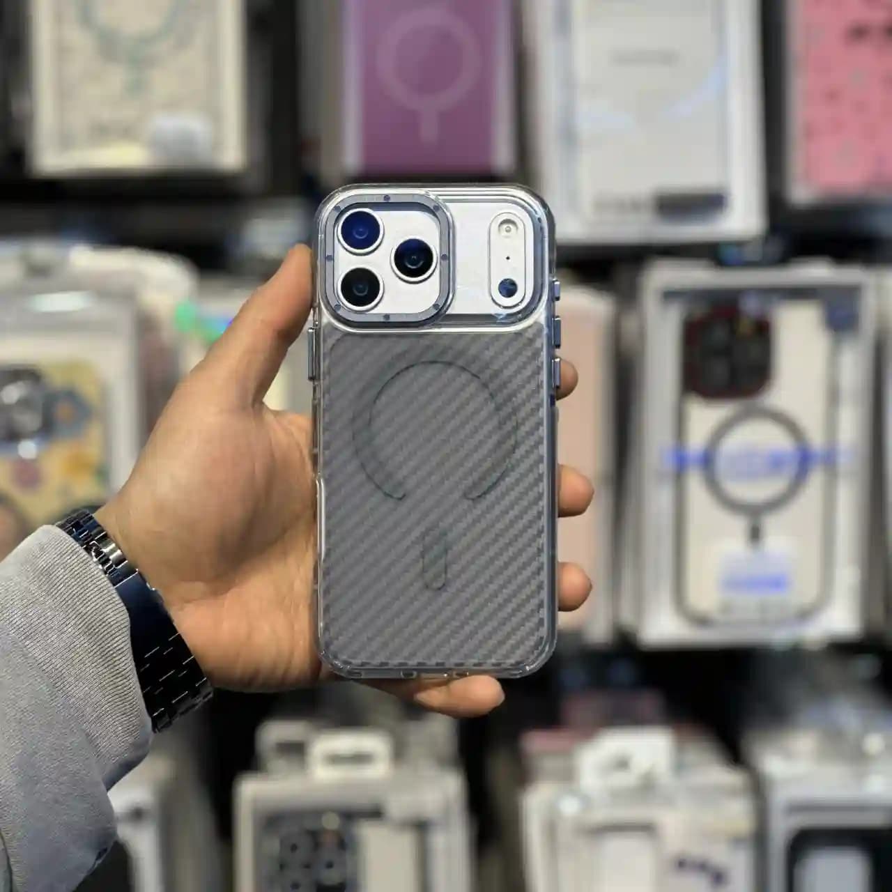 قاب پشت کربنی با مگ سیف مدل carbon برای IPHONE 17 Promax