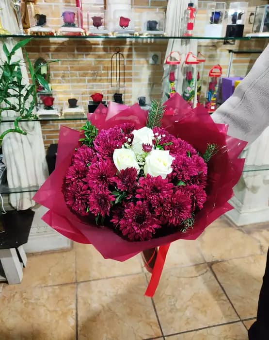 دسته گل گرد مینیمال طرح لیلی