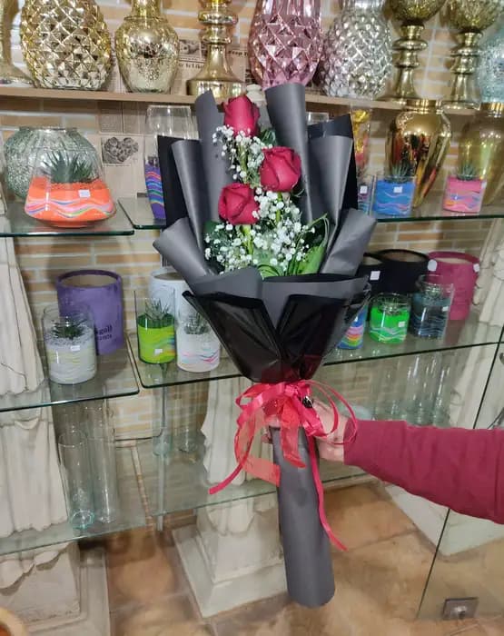 دسته گل یک طرفه مینیمال رز طرح سهند