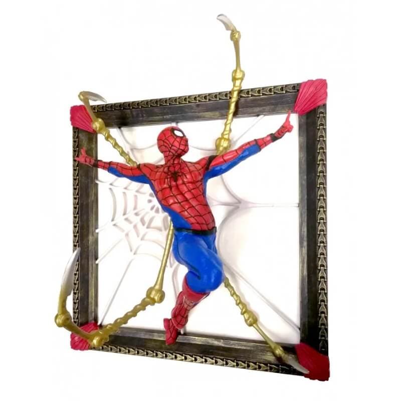 اکشن فیگور اسپایدرمن MARVEL SPIDER MAN PHOTO FRAME از برند DIAMOND SELECT TOYS