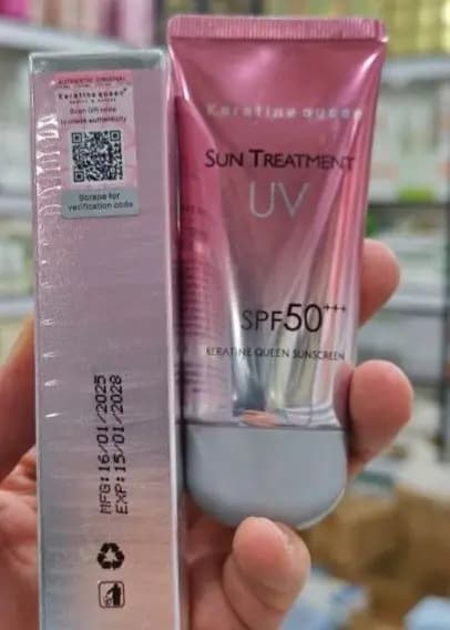 ضد آفتاب بی رنگ کراتین کوئین مدل UV SPF50 — تصویر ۷