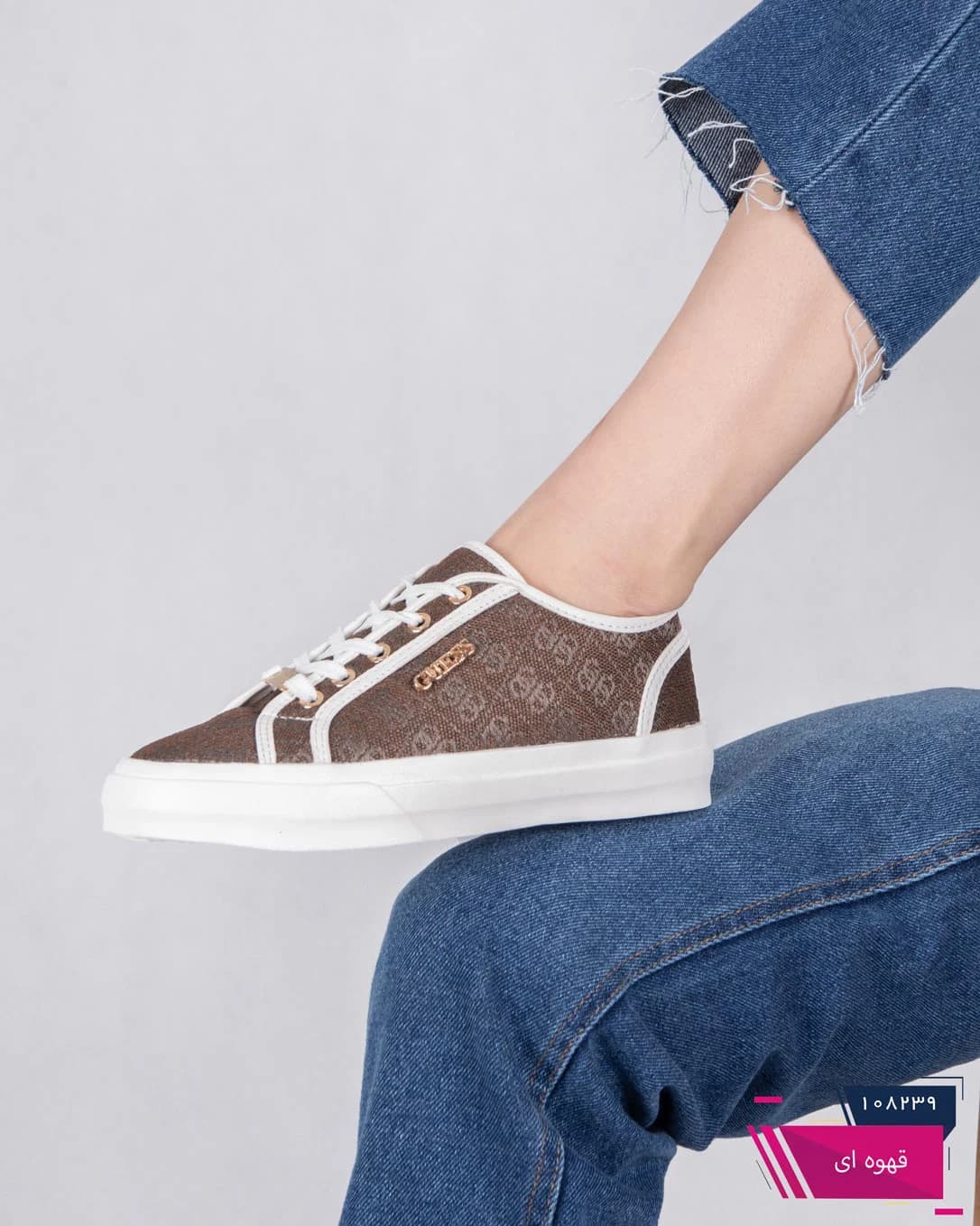 ونس زنونه GUESS — تصویر ۴