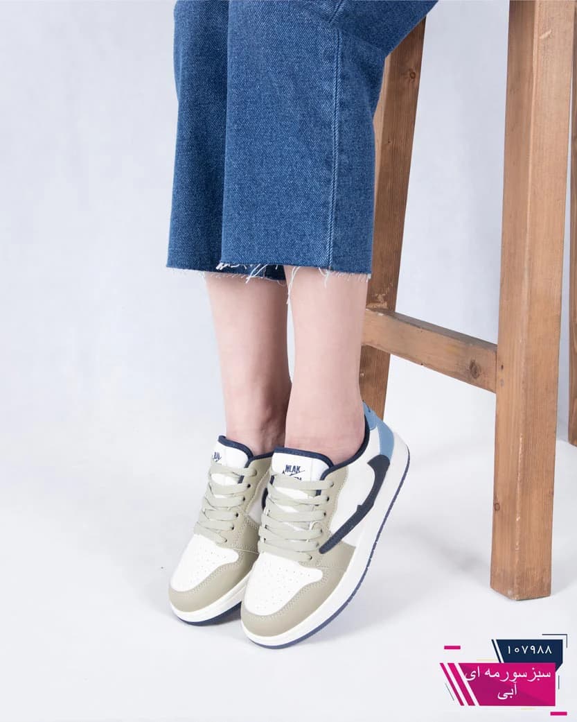 کتونی دخترونه وارداتی جردنNIKE TRAVIS/3225 — تصویر ۲