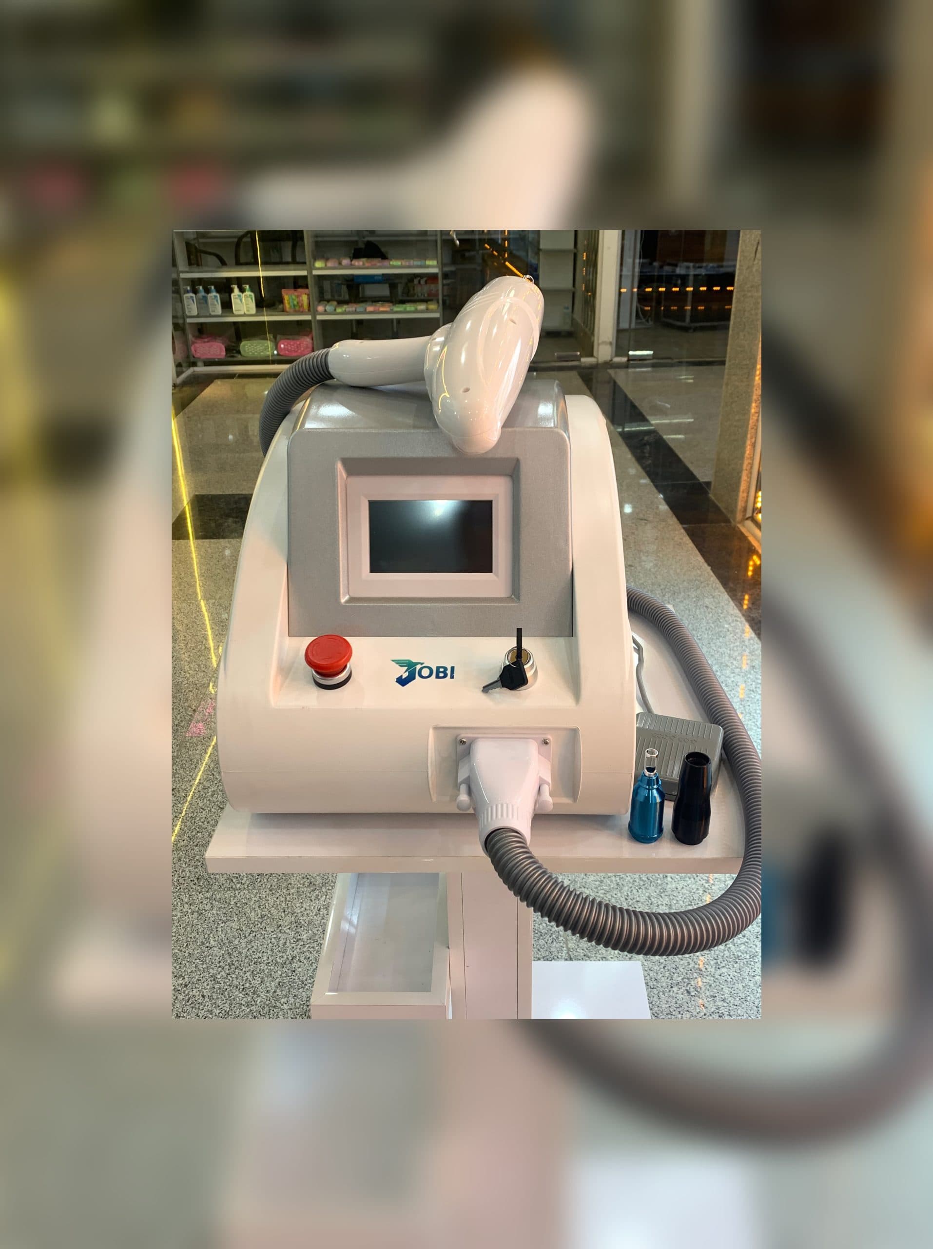 دستگاه لیزر کیوسوئیچ جوبی پاک کننده تاتو Q-Switch j -200 Q Switch Nd Yag Laser jobi Tattoo Removal Machine — تصویر ۲