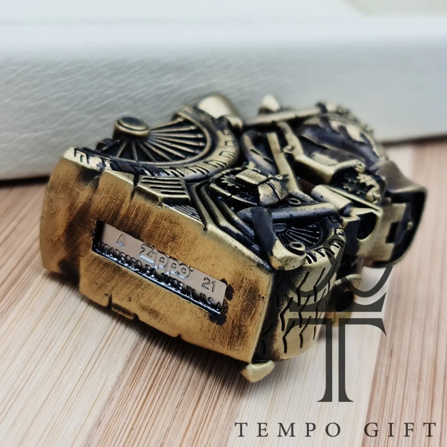 فندک بنزینی اورجینال زیپو ZIPPO مدل Freedom Wheels — تصویر ۶