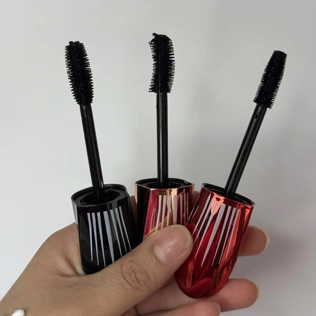 ریمل حجم دهنده GOSH فرچه ژله ای — تصویر ۲