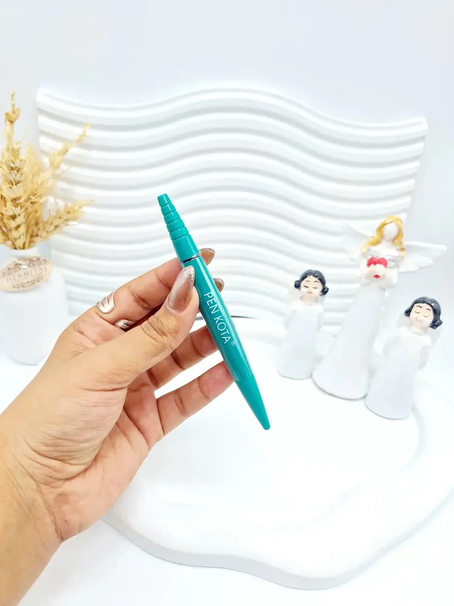 خط چشم مشکی PEN KOTA پوکه سبز — تصویر ۲