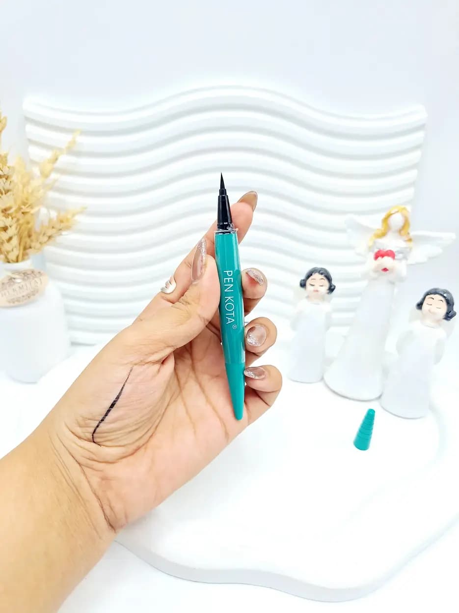 خط چشم مشکی PEN KOTA پوکه سبز — تصویر ۳