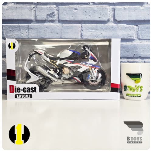 ماکت موتور بی ام و اس 1000 آر آر (BMW S1000RR)مقیاس: 1/9 — تصویر ۳