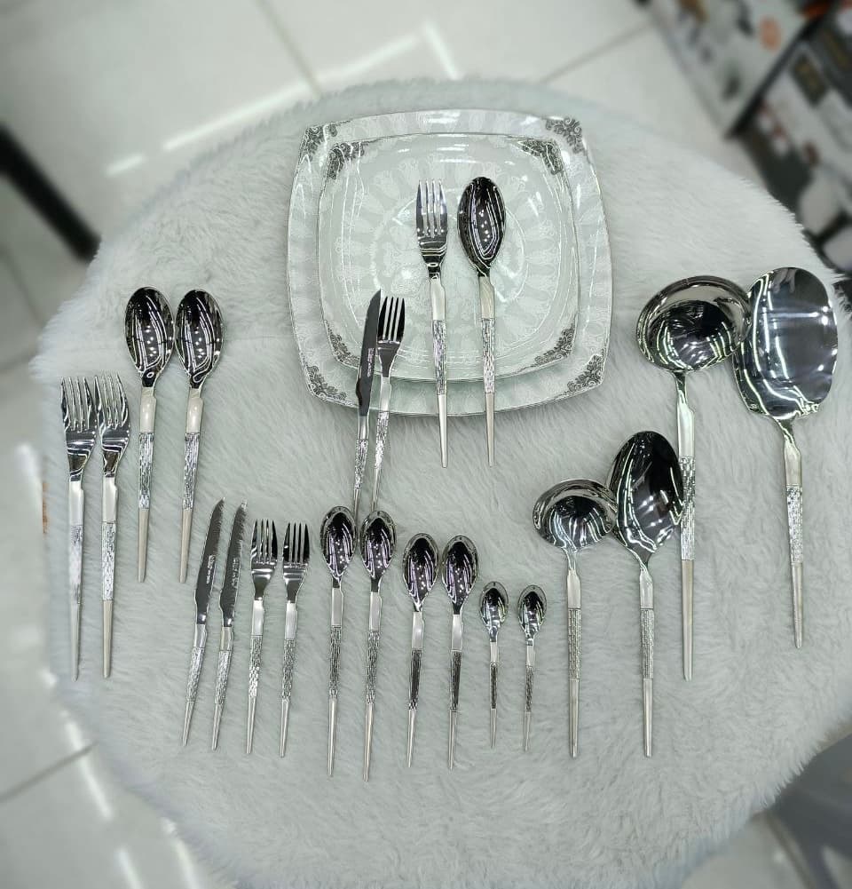 سرویس قاشق چنگال یونیک اصل آلمان 24 نفره 120 پارچه مدل هارمونی نقره ای — تصویر ۴