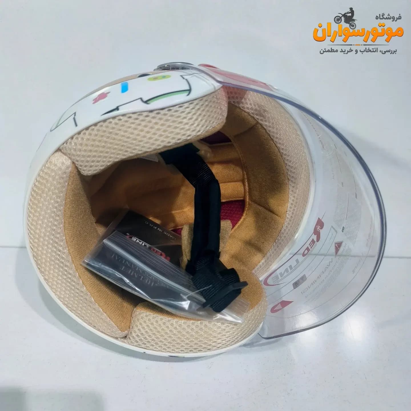کلاه کاسکت کودک سفید ردلاین با طرح خرس و طلق شفاف — تصویر ۸