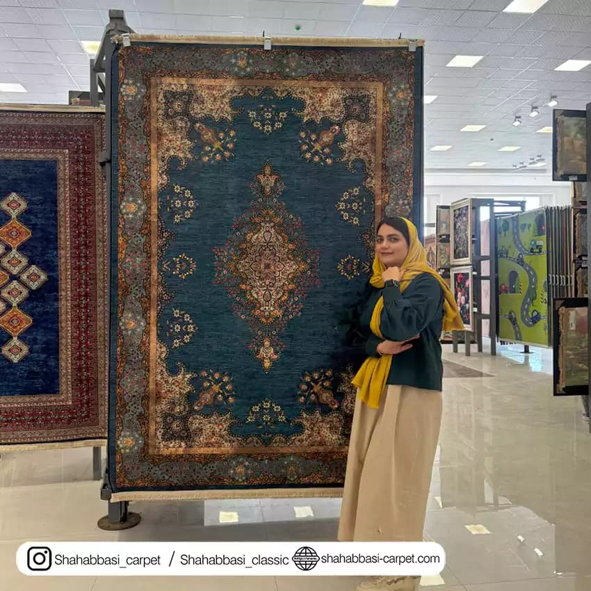 فرش سنتی کد 800123 کاربنی