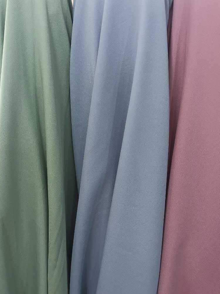 پارچه مازراتی آبی روشن — تصویر ۳