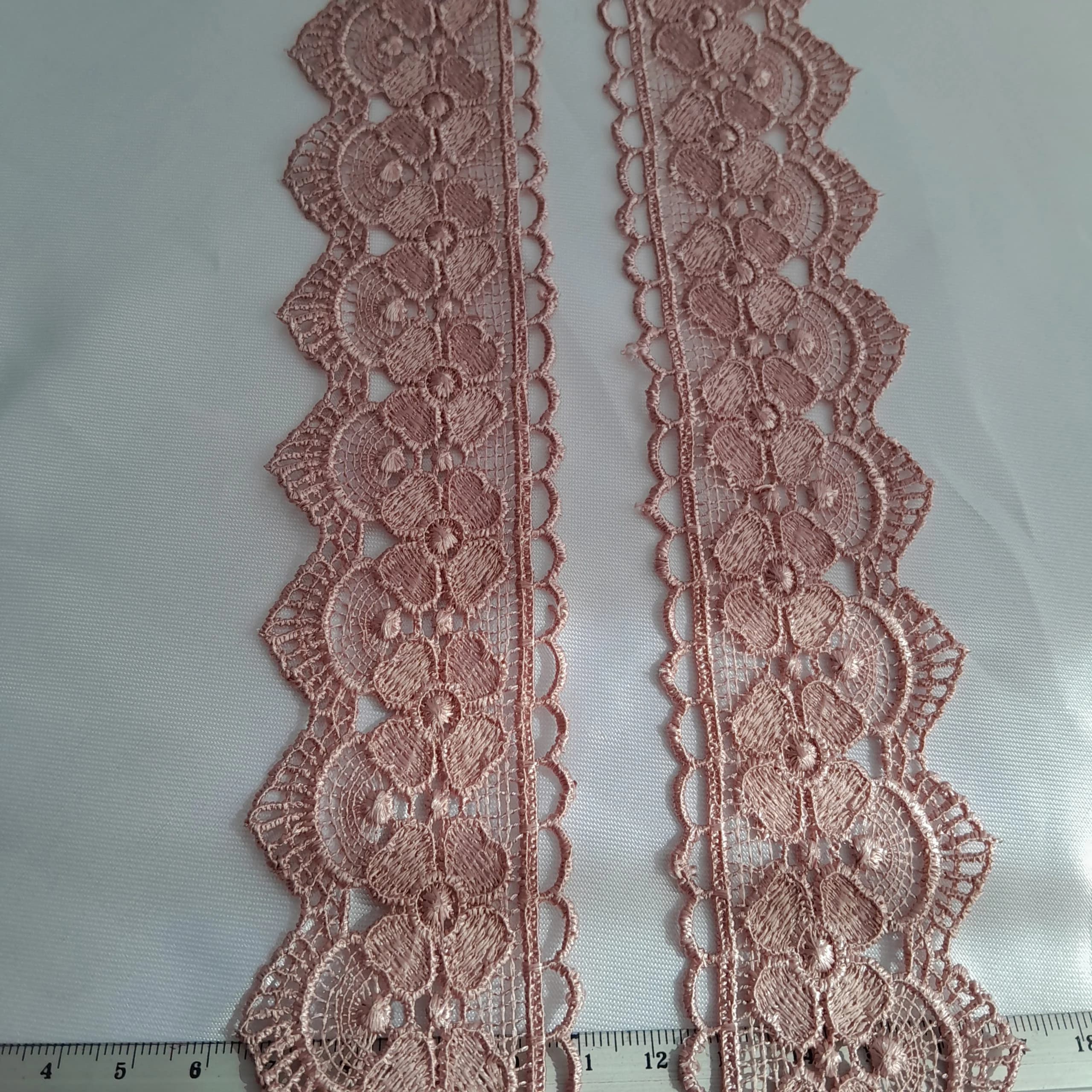 نوار گیپور حاشیه عرض 4.5 سانت رنگ قهوه ای شتری — تصویر ۳