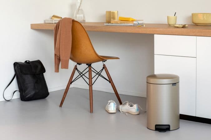 سطل زباله 12 لیتر پدالی طلایی برابانتیا brabantia — تصویر ۳