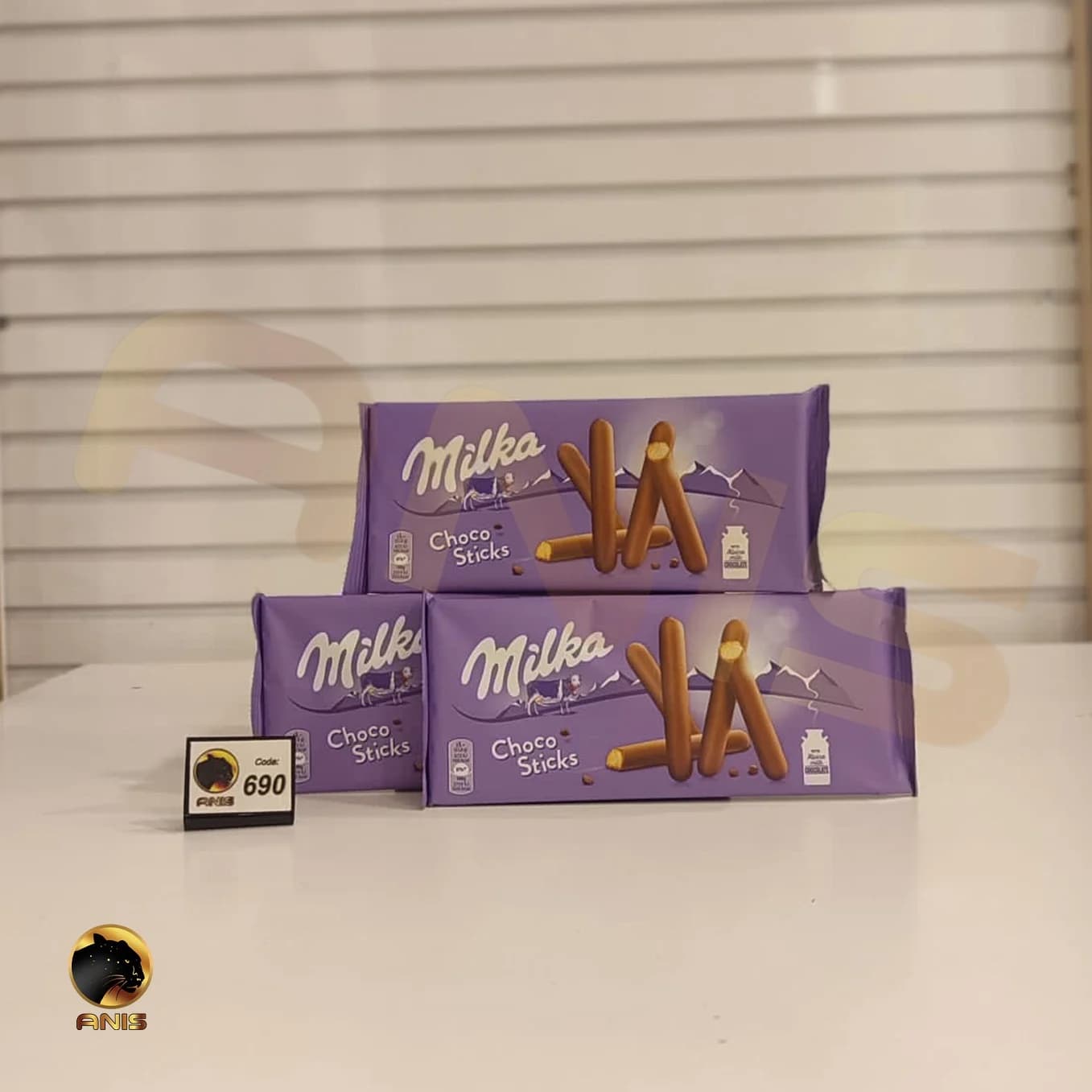 بیسکویت چوبی choco sticks سوئیسی با روکش شکلاتی میلکا 112 گرم — تصویر ۲