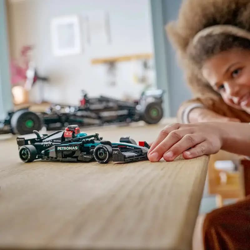 لگو اسپید 77244 ماشین فرمول یک مرسدس AMG F1 W15 — تصویر ۲