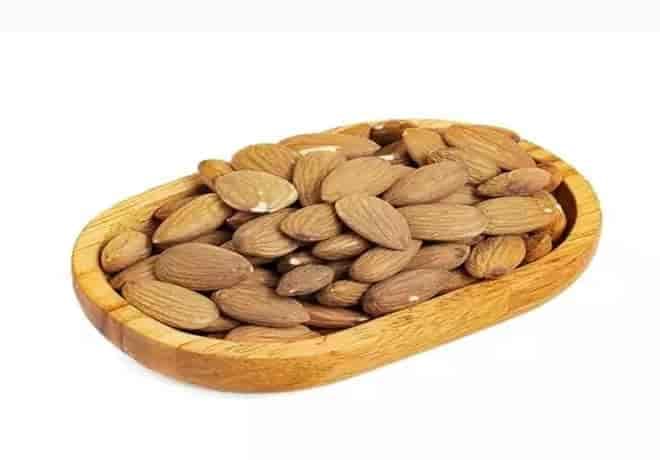 مغز بادام درختی درجه یک صادراتی 1000 گرمی