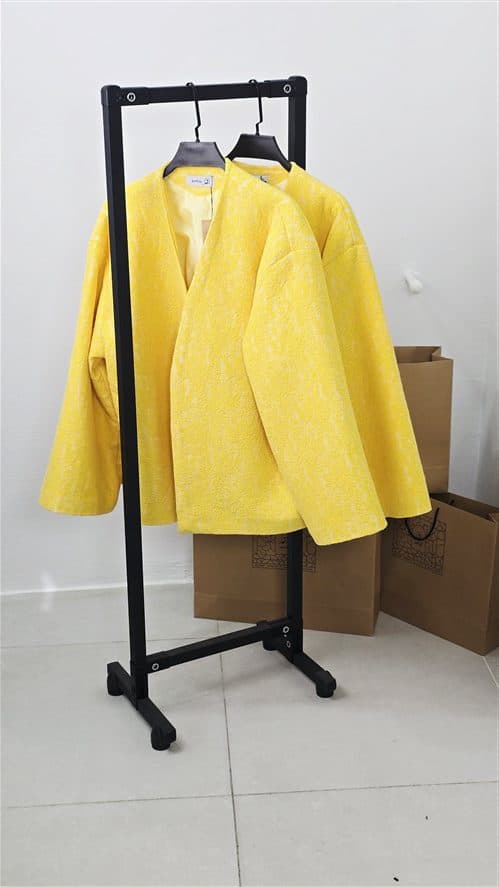 کت زنانه پشمی دانتل — تصویر ۲