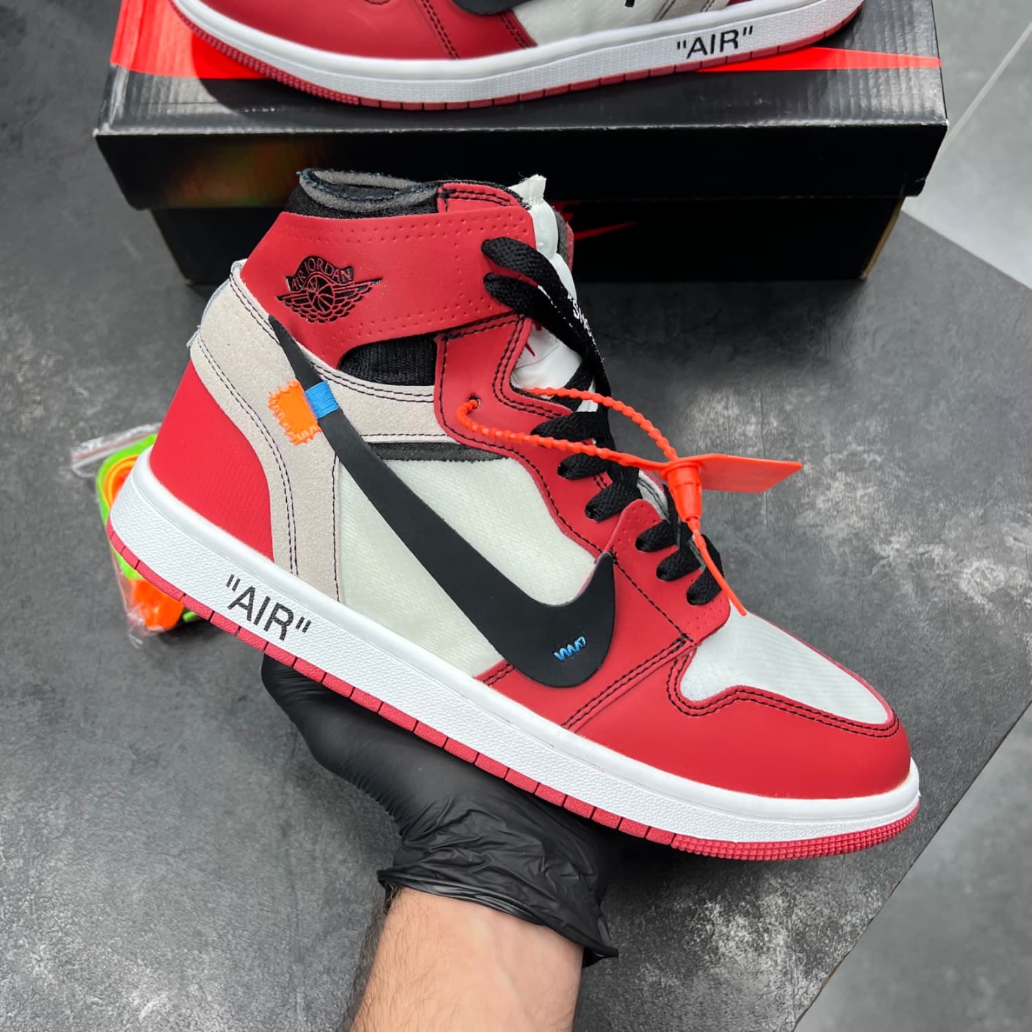 ایر جردن 1 آف وایت شیکاگو Air Jordan 1 Off-White Chicago