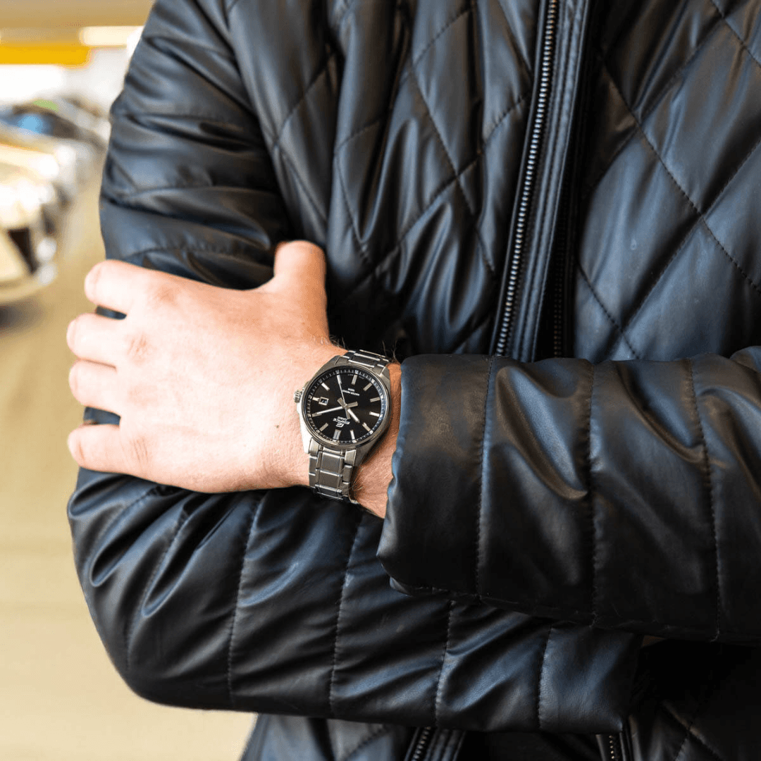 ساعت مچی مردانه کاسیو ادیفایس مدل EFV-150D-1AV — تصویر ۱۰