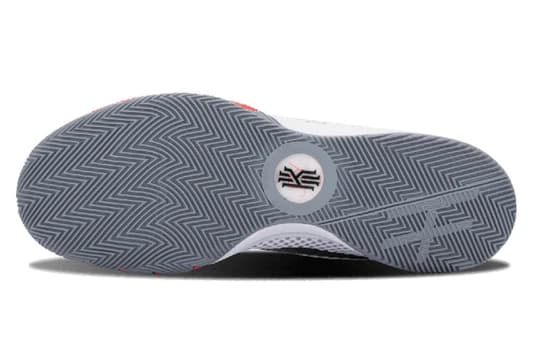 کفش بسکتبال نایکی کایری 1 – Nike Kyrie 1 — تصویر ۵