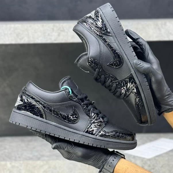 جردن 1 لو Jordan 1 Low Black Patent Elephant — تصویر ۲