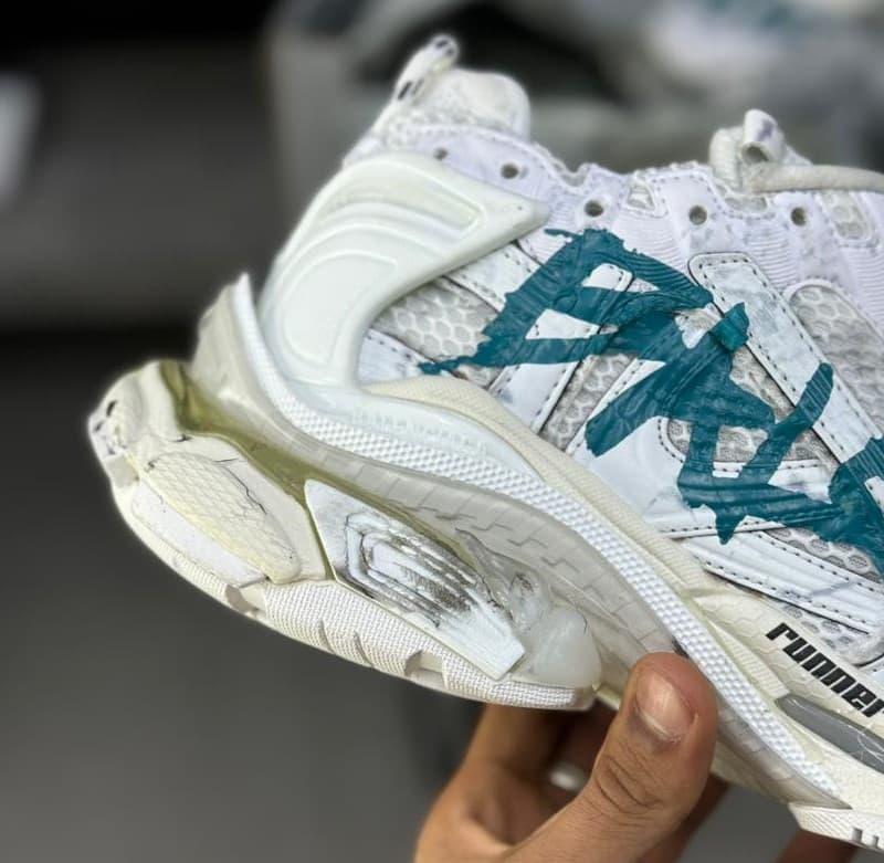 بالنسیاگا رانر BALENCIAGA RUNNER GRAFFITI WHITE/BLUE — تصویر ۲