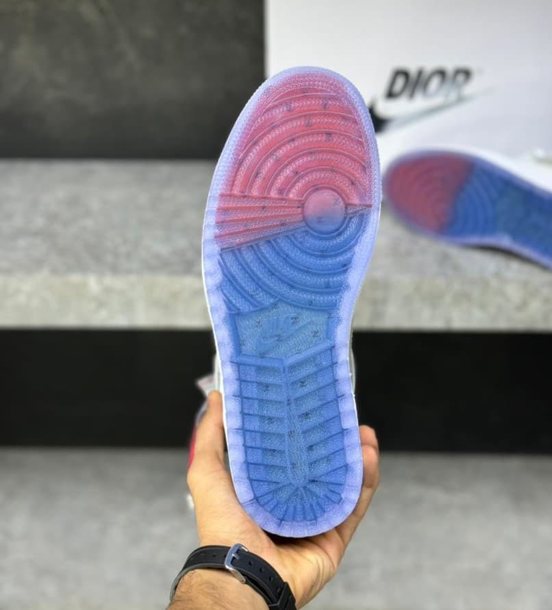 نایک ایر جردن ۱ ساقدار دیور Nike air jordan 1 high dior — تصویر ۲