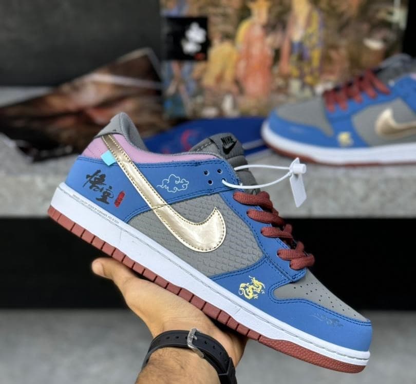نایک اس بی دانک لو بلک میت Nike sb dunk low black myth Wukong