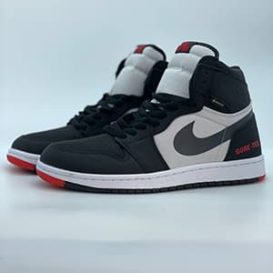 نایک ایرجردن 1 گورتکس بلک گری رد Nike Air Jordan 1 GORE-TEX Black Grey Red — تصویر ۳