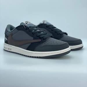 جردن 1 لو ترویس اسکات دارک گری کاستوم Jordan 1 Low Travis Scott Dark Grey Costume — تصویر ۳