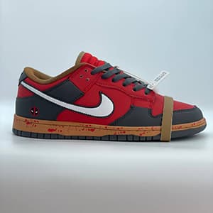 نایک دانک لو دِدپول nike dunk low deadpool — تصویر ۲