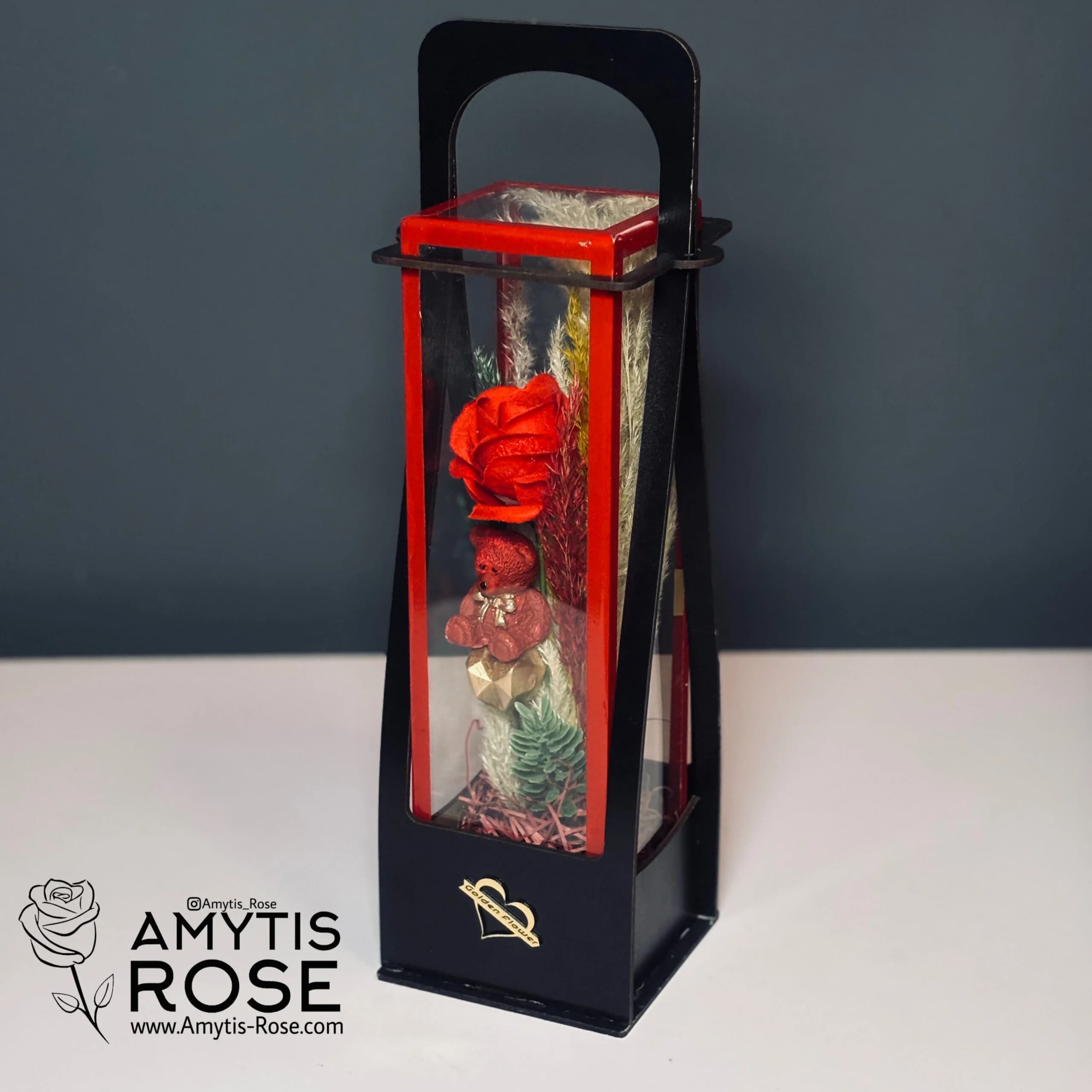 باکس گل طرح فانوس مشکی | هدیه عاشقانه خاص | آمیتیس رز - Amytis Rose — تصویر ۲