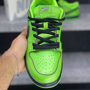 نایک اس بی دانک لو گرین دِ پاورپاف گرلس Nike Sb Dunk Low Green x The Powerpuff Girls — تصویر ۳