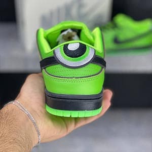 نایک اس بی دانک لو گرین دِ پاورپاف گرلس Nike Sb Dunk Low Green x The Powerpuff Girls — تصویر ۴