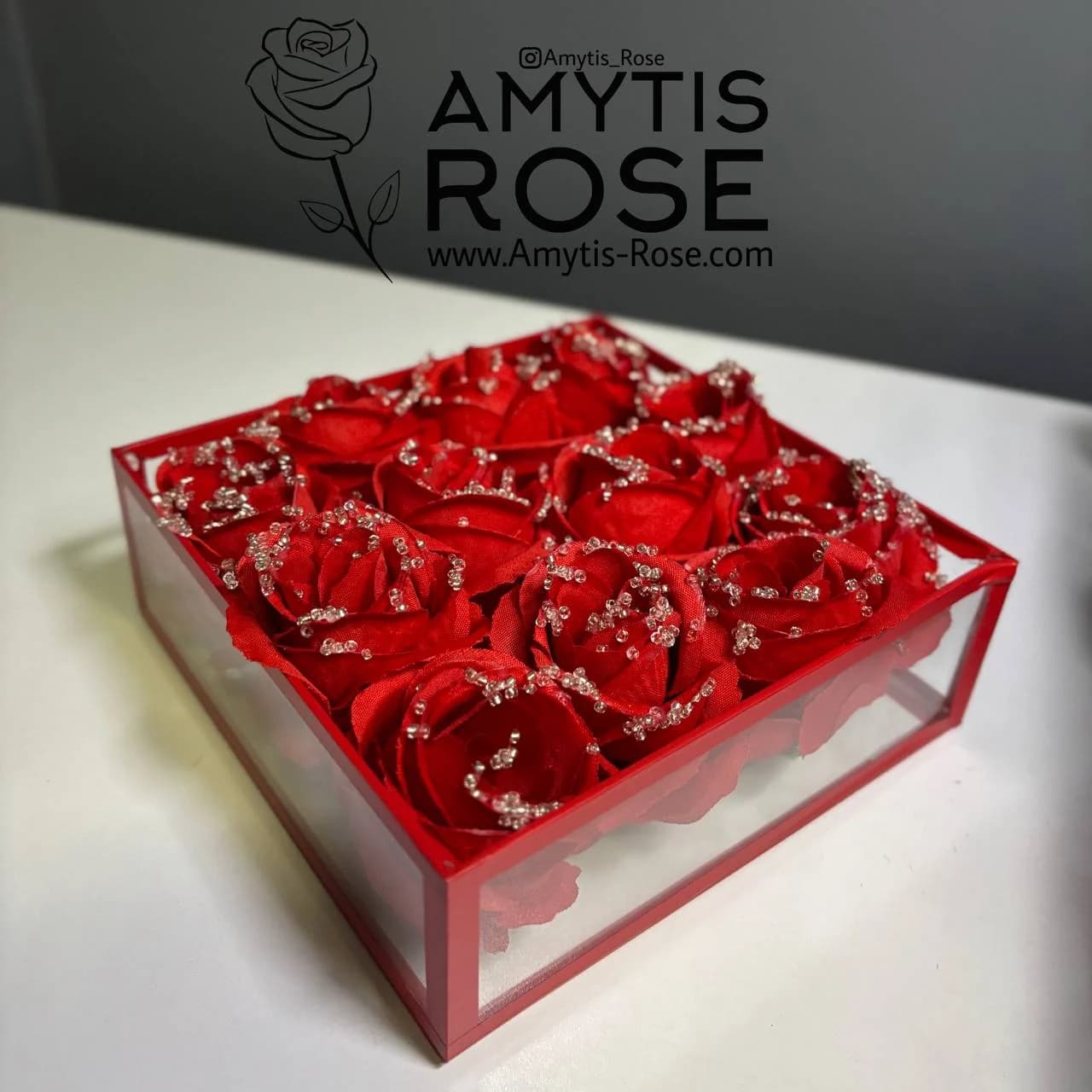 باکس گل رز (قرمز) #1004 | آمیتیس رز - Amytis Rose