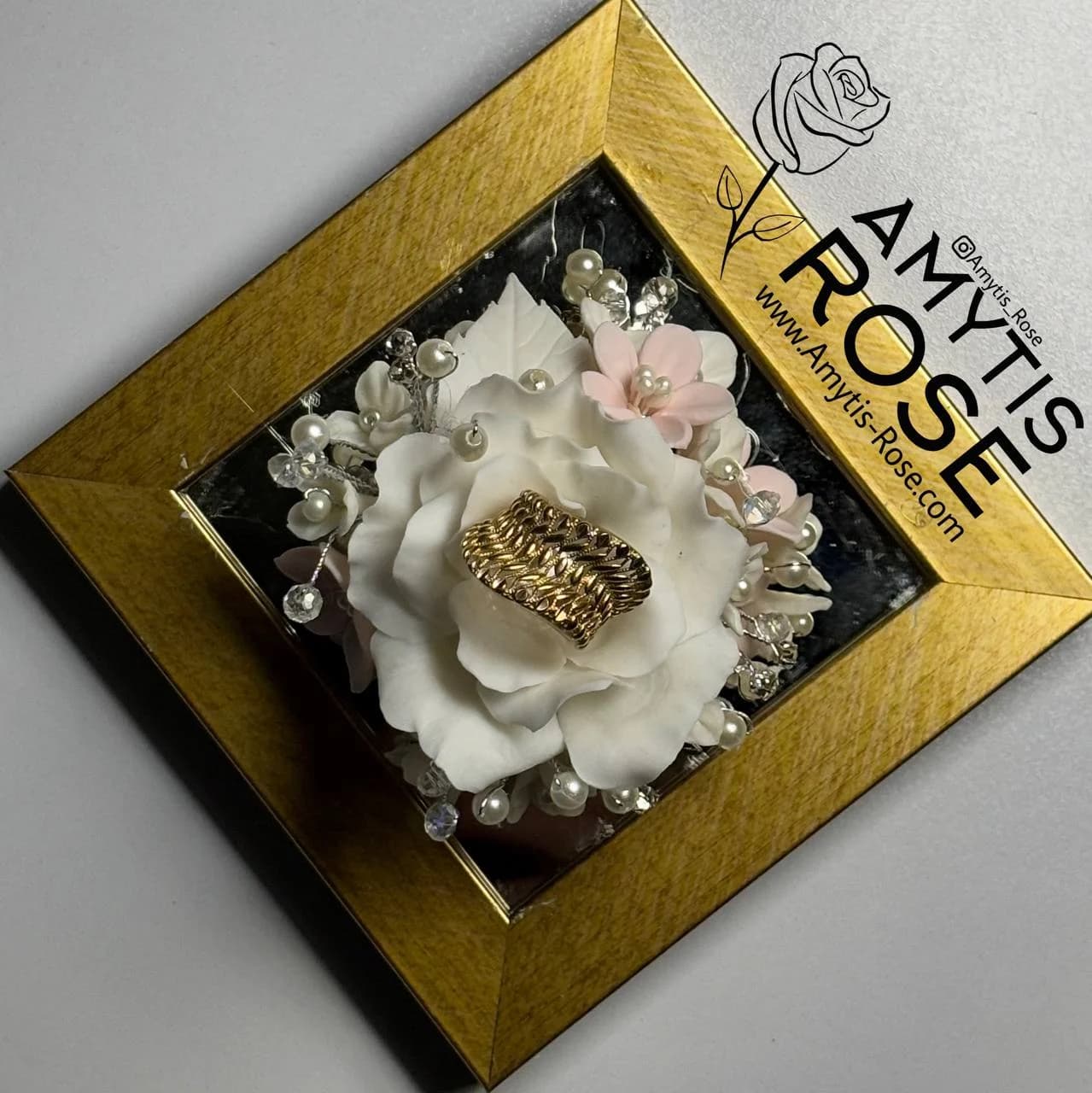 باکس جا حلقه عروس گل چینی #1001 | آمیتیس رز - Amytis Rose — تصویر ۳