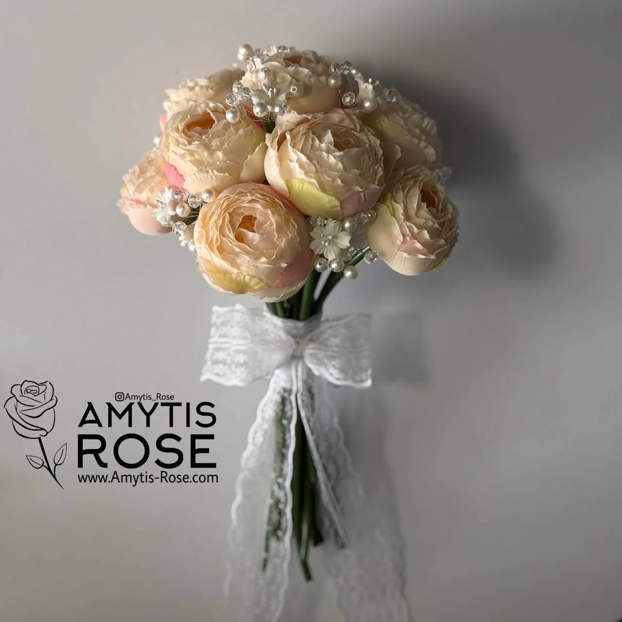 دسته گل عروس مدل پیونی 604# | آمیتیس رز - Amytis Rose — تصویر ۳
