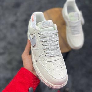 نایک ایرفورس 1 لو کیپ فرش متالیک سیلور Nike Air Force 1 Low Keep Fresh Metallic Silver — تصویر ۲