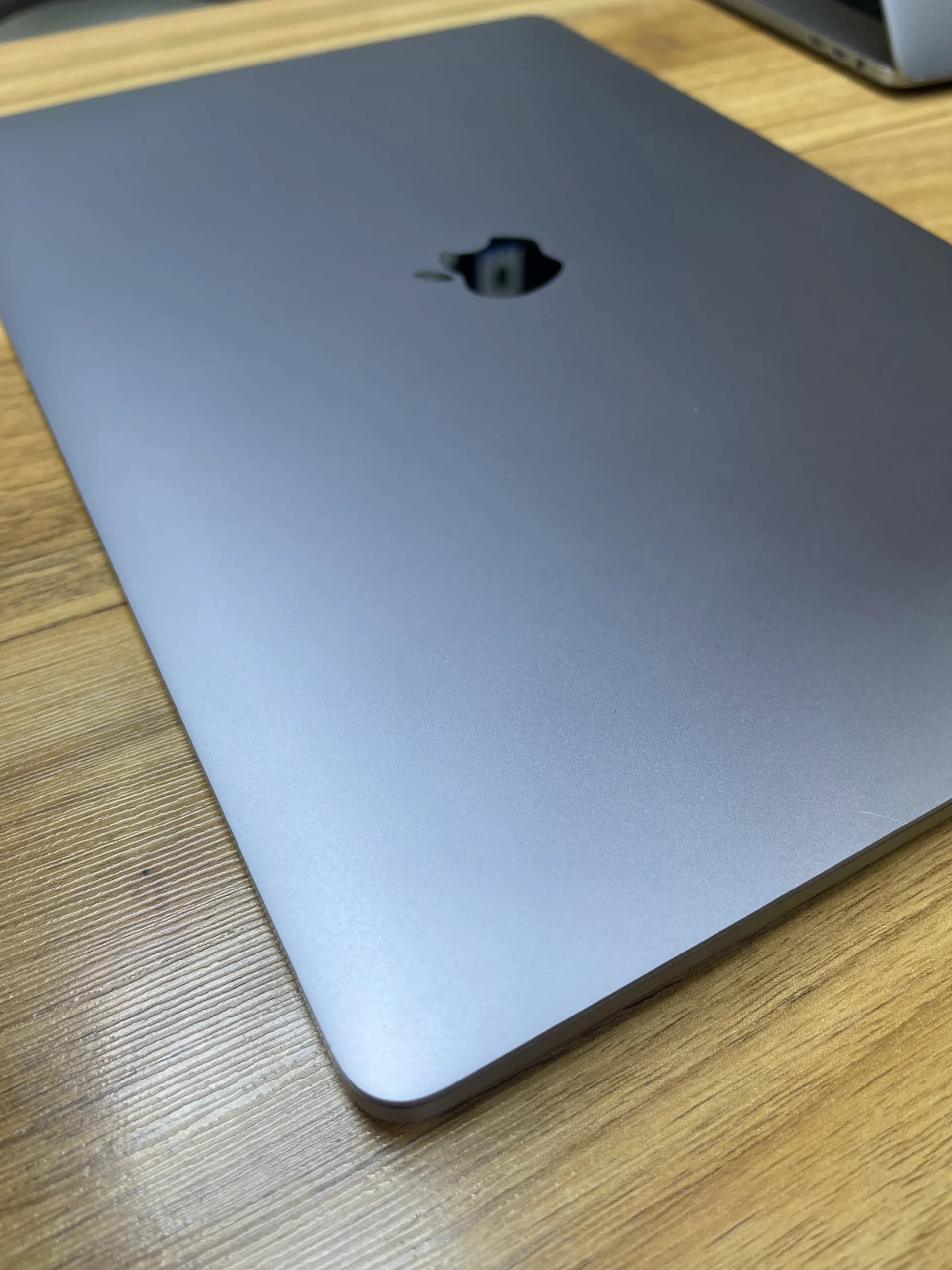 مک بوک پرو استوک 16 اینچی اپل مدل MacBook Pro (A2141) 2019- Core i7- 16/512GB- خاکستری — تصویر ۷