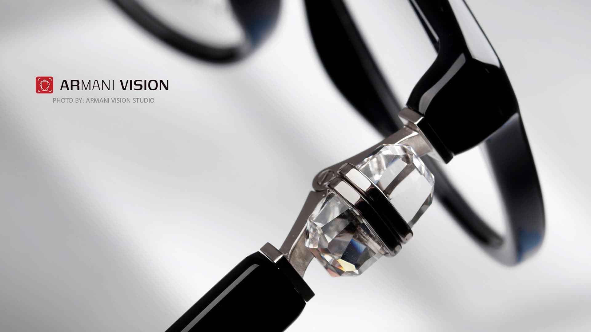 عینک سواروفسکی SWAROVSKI – NEW COLLECTION – SK 2036 – 1001 — تصویر ۷