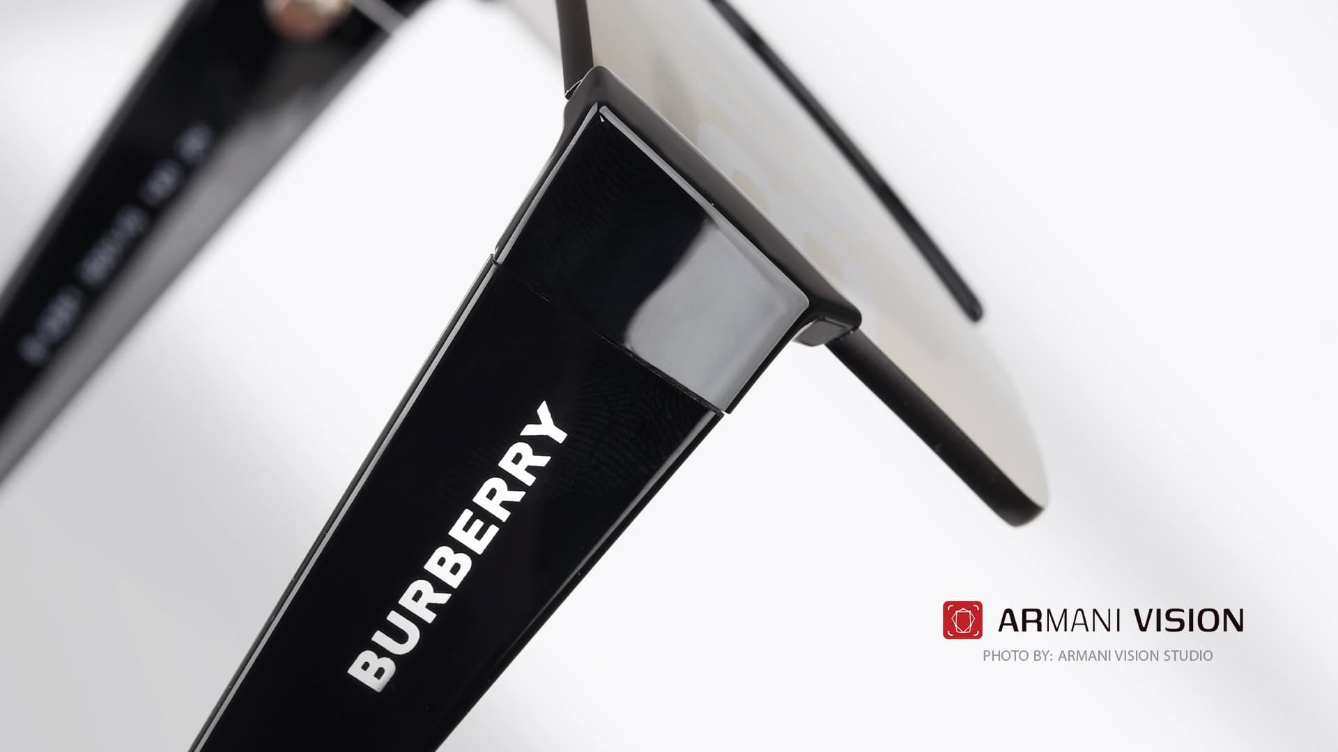 عینک بربری BURBERRY – NEW COLLECTION – BE 4291 – 3001 / G — تصویر ۷
