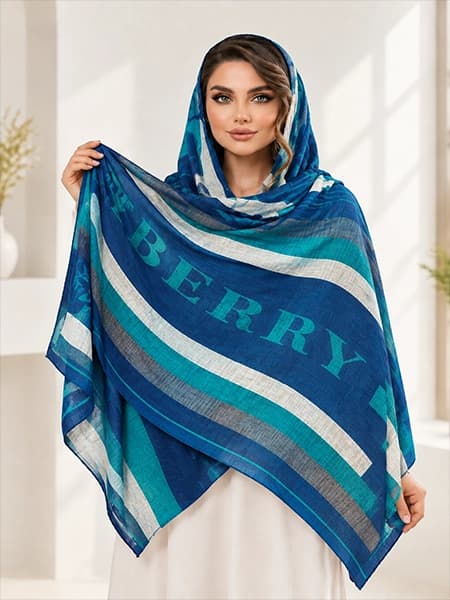 شال نخی ریچموندطرح باربری حروف‌دار و اسپرت‌کاراشیک