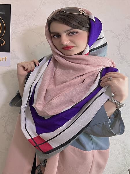 روسری نخی قواره بزرگ حاشیه دار جذاب — تصویر ۲