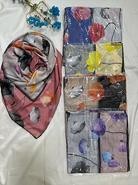روسری نخی طرح شاخه گل — تصویر ۵