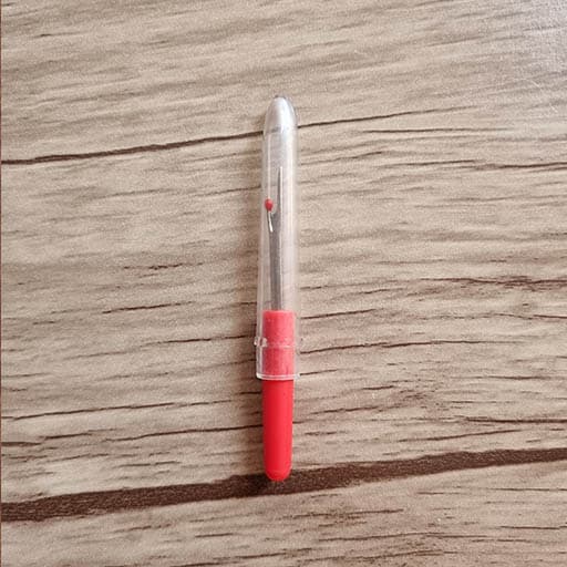 بشکاف خیاطی قرمز — تصویر ۳